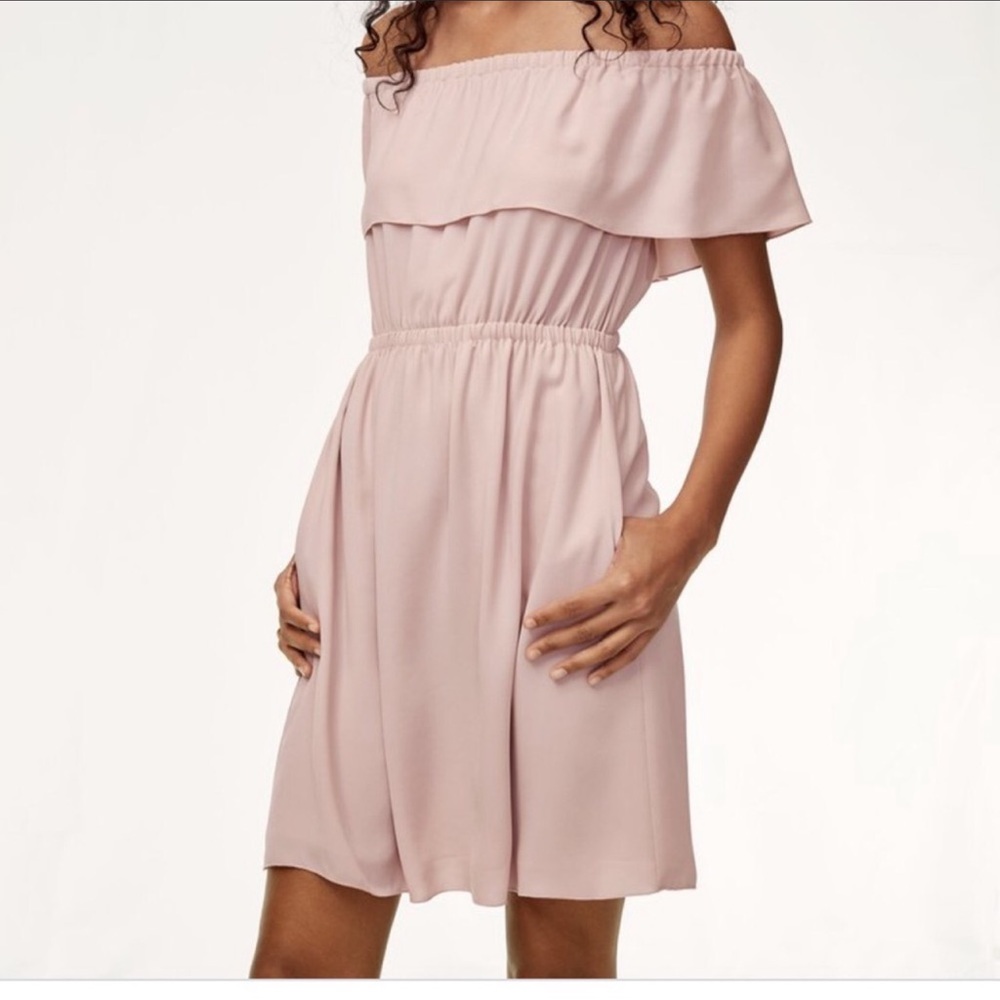 Wilfred Hosta dress.